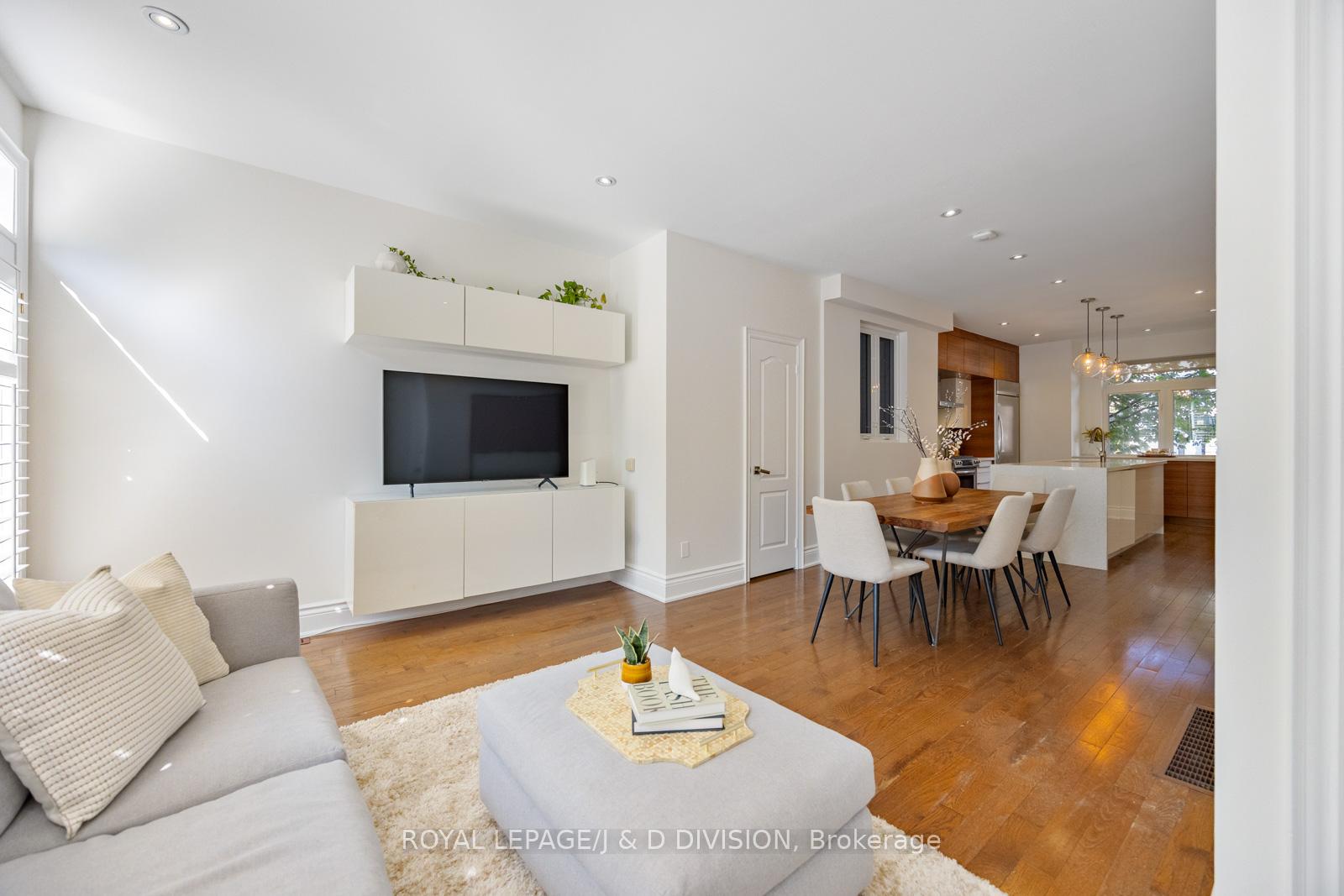 Photo 13 of 33 Clark Street, Toronto, South Riverdale — HOMEH
