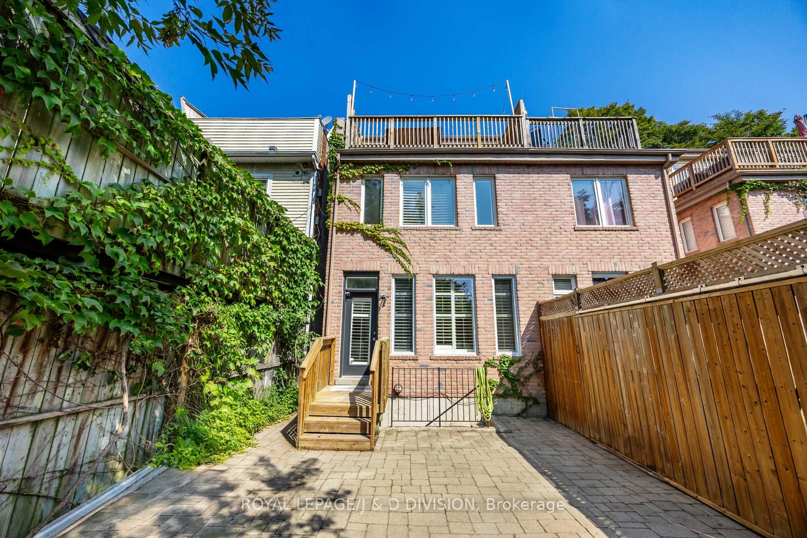 Photo 39 of 33 Clark Street, Toronto, South Riverdale — HOMEH