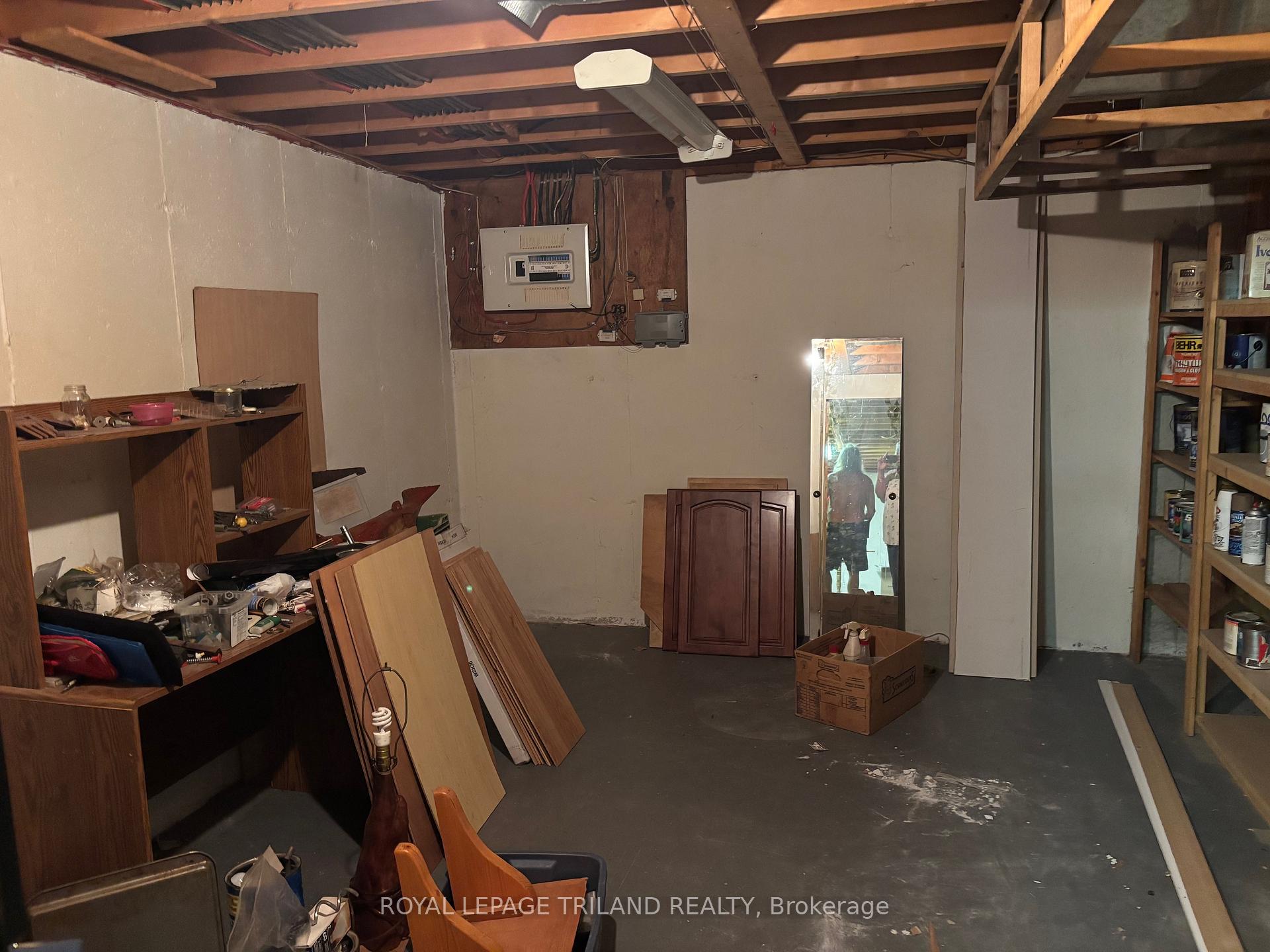 Photo 24 of 481 Maple Street, Strathroy-Caradoc, NW — HOMEH