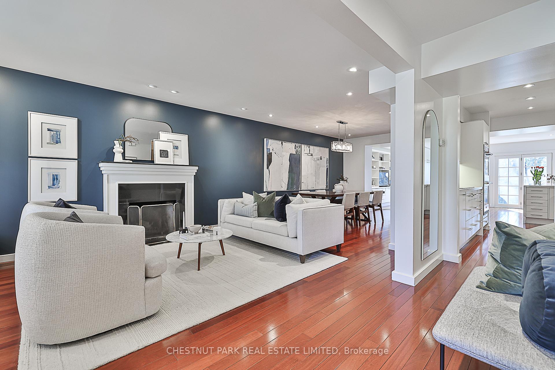 Photo 5 of 43 Glenvale Boulevard, Toronto, Leaside — HOMEH