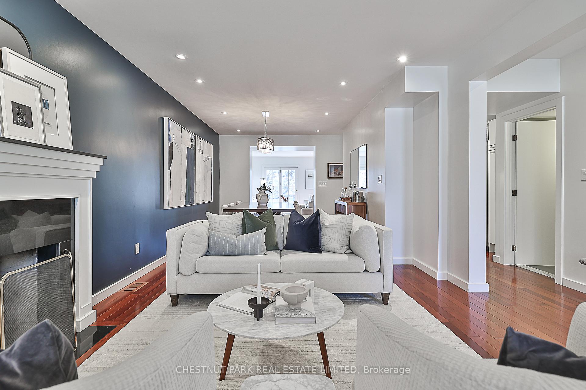 Photo 10 of 43 Glenvale Boulevard, Toronto, Leaside — HOMEH
