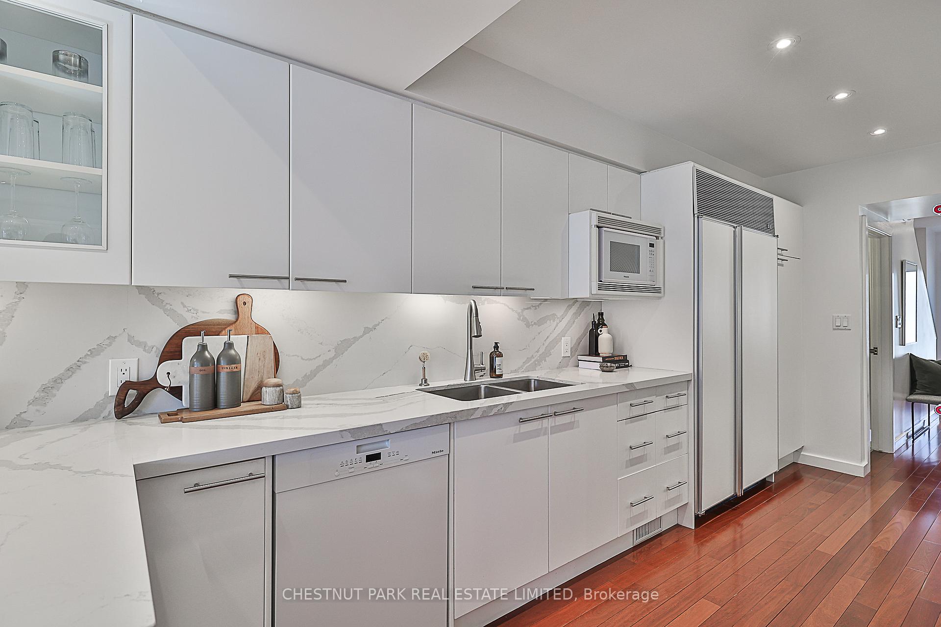 Photo 19 of 43 Glenvale Boulevard, Toronto, Leaside — HOMEH