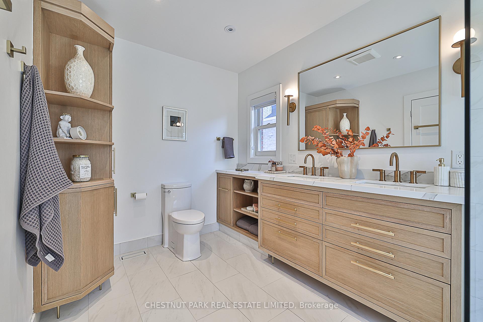 Photo 23 of 43 Glenvale Boulevard, Toronto, Leaside — HOMEH
