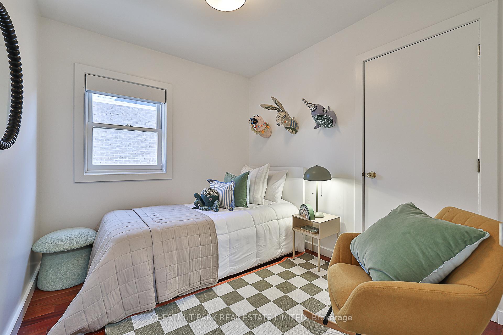 Photo 25 of 43 Glenvale Boulevard, Toronto, Leaside — HOMEH