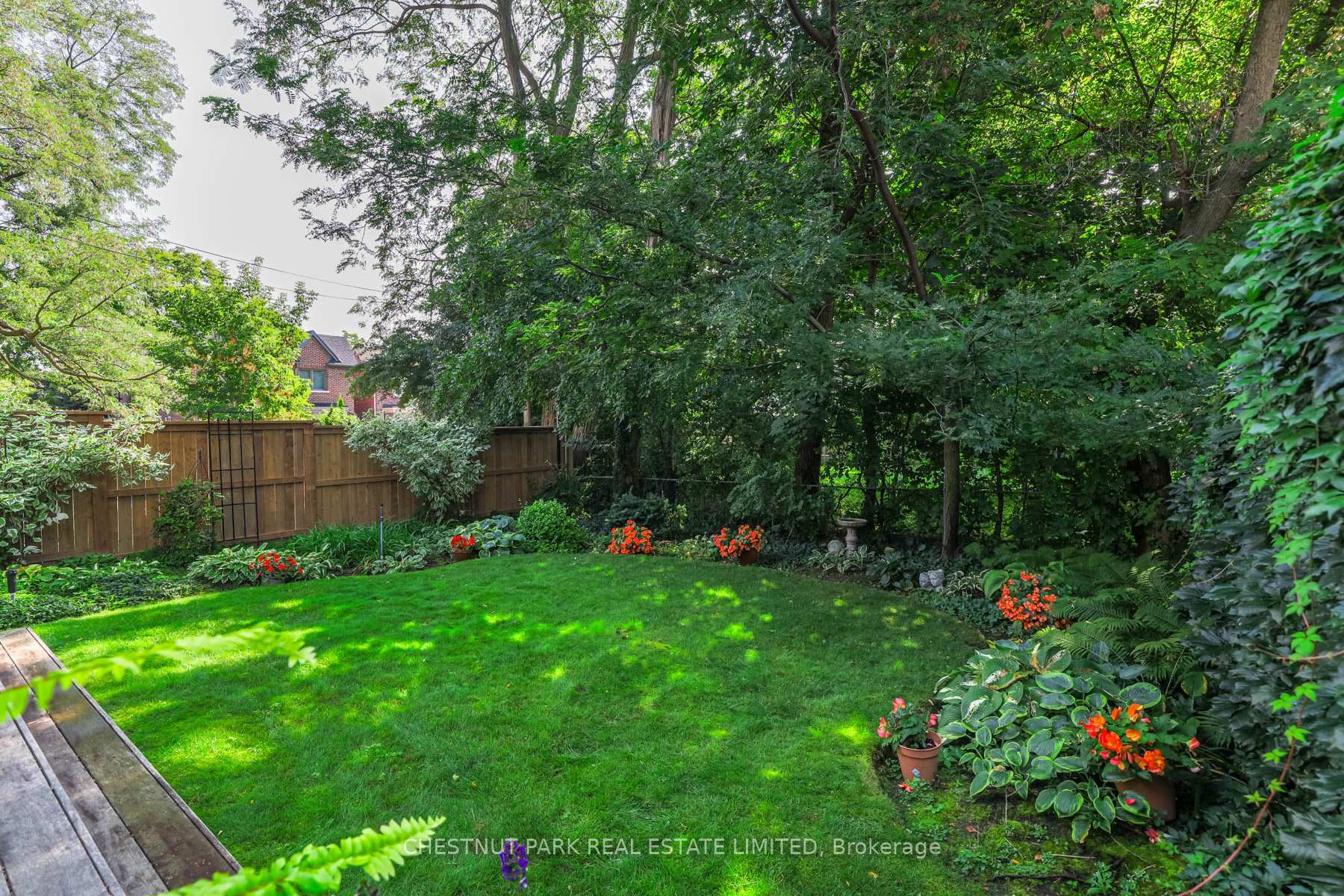 Photo 37 of 43 Glenvale Boulevard, Toronto, Leaside — HOMEH