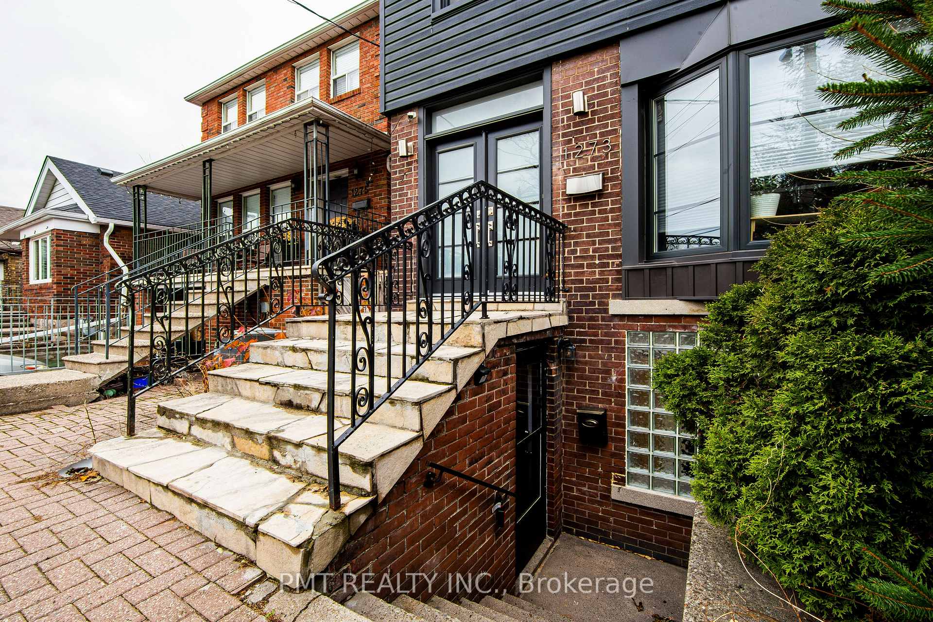 Photo 3 of Unit Lower, 1273 Pape Avenue, Toronto, East York — HOMEH
