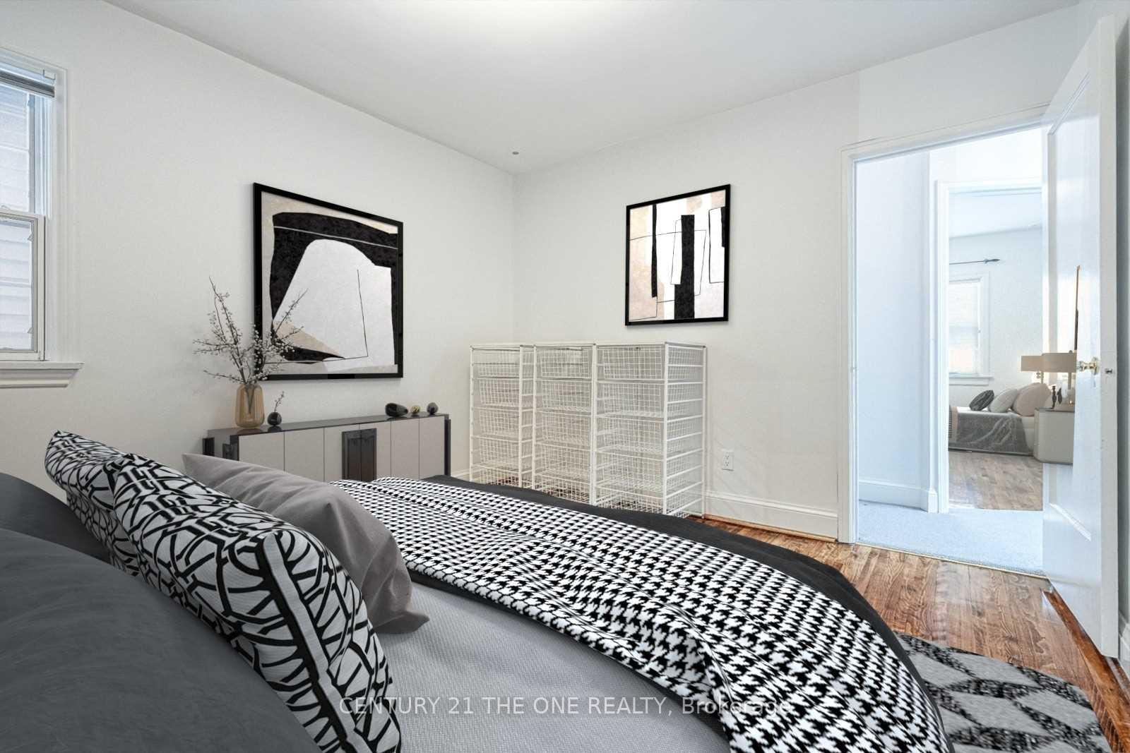 Photo 10 of 65 Divadale Drive, Toronto, Leaside — HOMEH