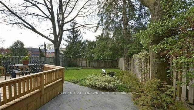 Photo 16 of 65 Divadale Drive, Toronto, Leaside — HOMEH