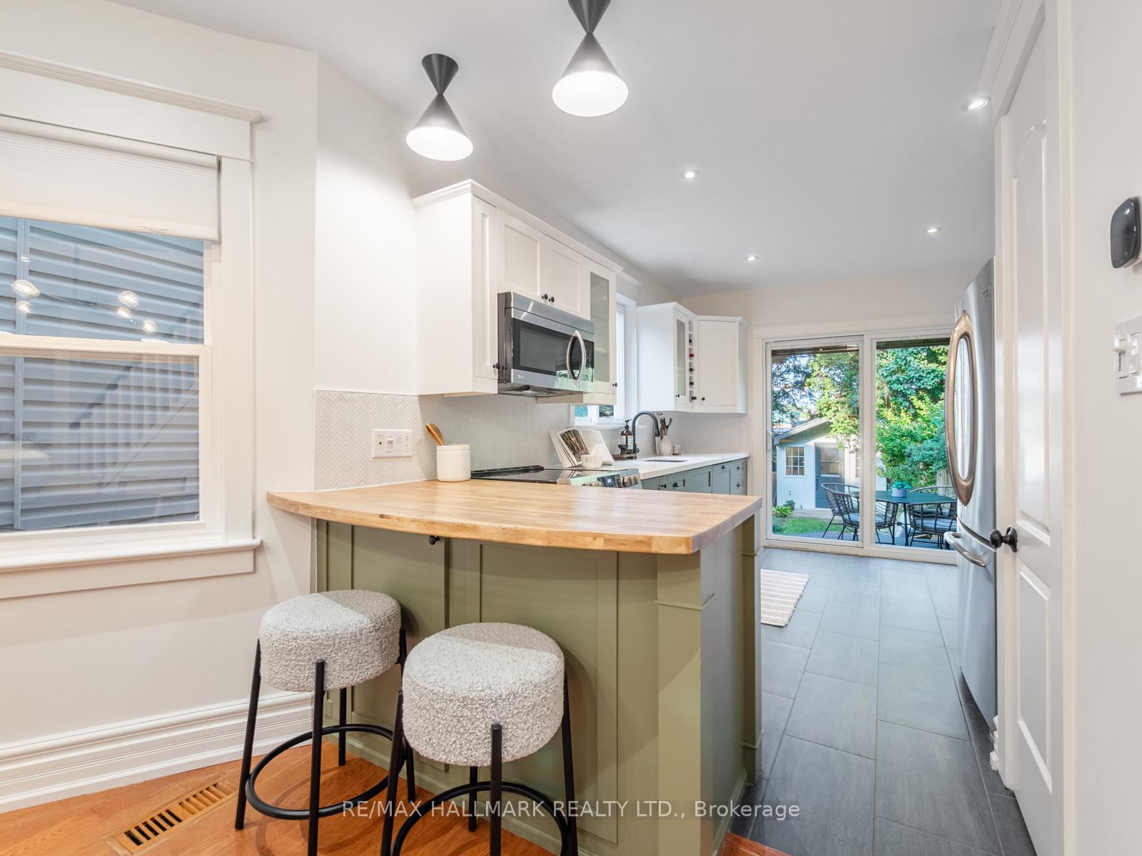 Photo 10 of 31 Seymour Avenue, Toronto, Blake-Jones — HOMEH