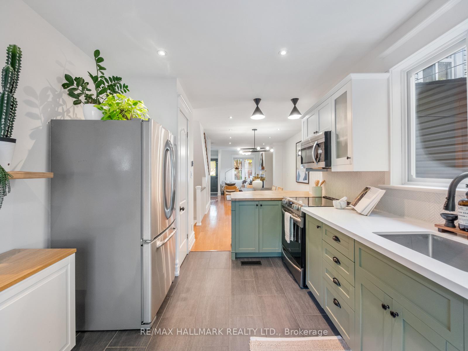 Photo 14 of 31 Seymour Avenue, Toronto, Blake-Jones — HOMEH