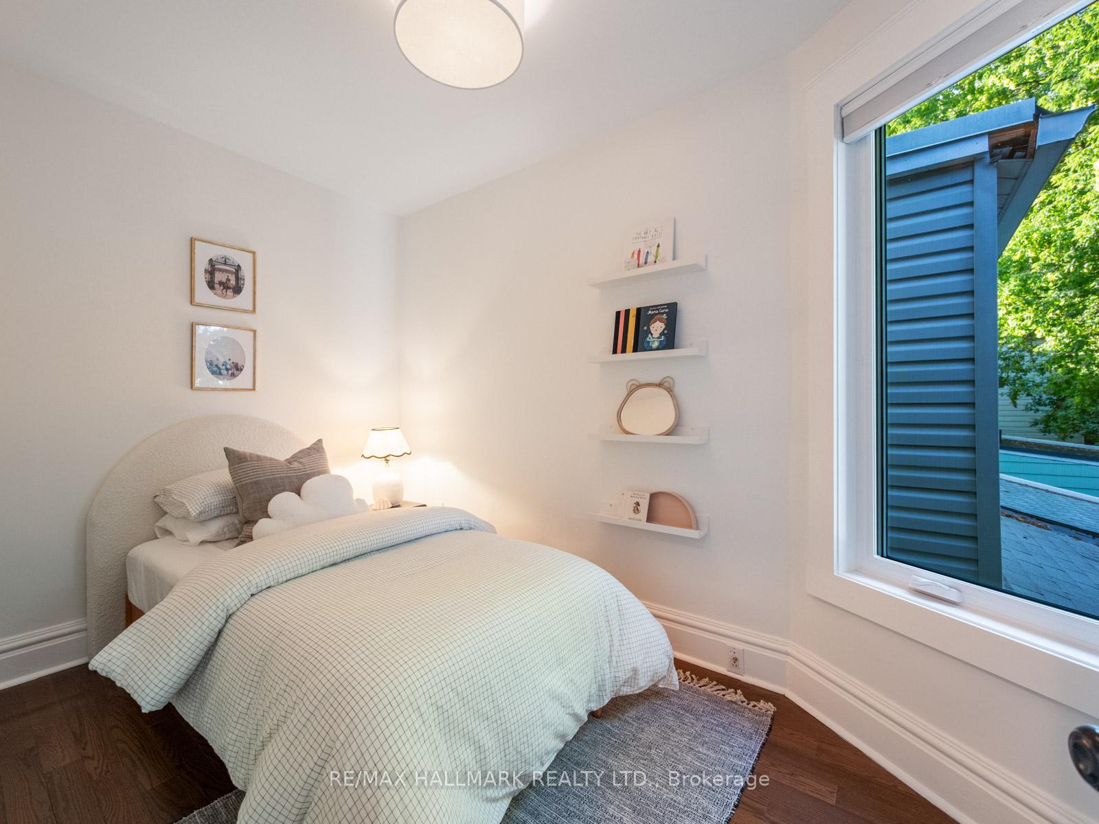 Photo 23 of 31 Seymour Avenue, Toronto, Blake-Jones — HOMEH