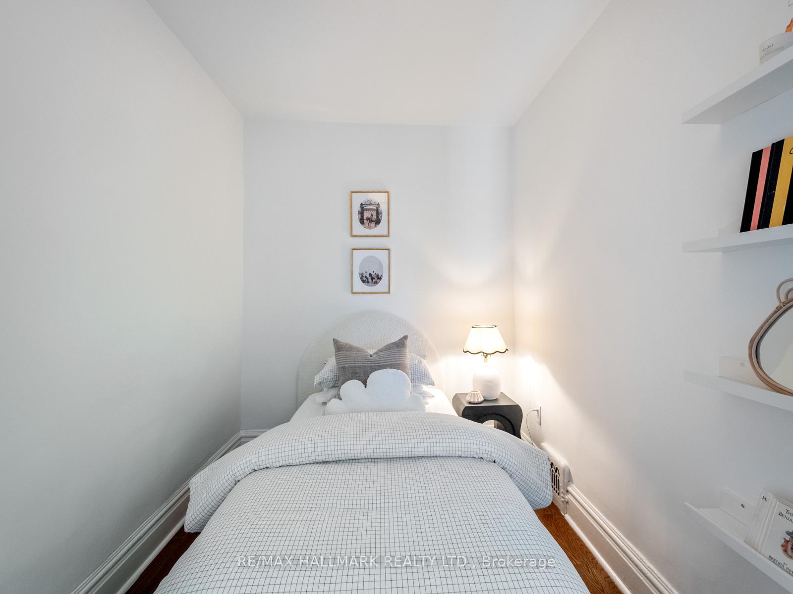 Photo 24 of 31 Seymour Avenue, Toronto, Blake-Jones — HOMEH