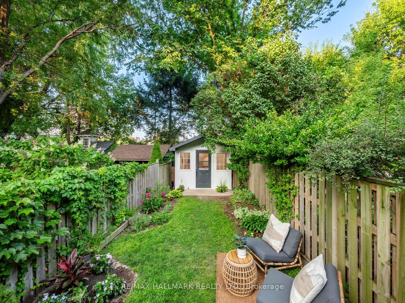 Photo 38 of 31 Seymour Avenue, Toronto, Blake-Jones — HOMEH