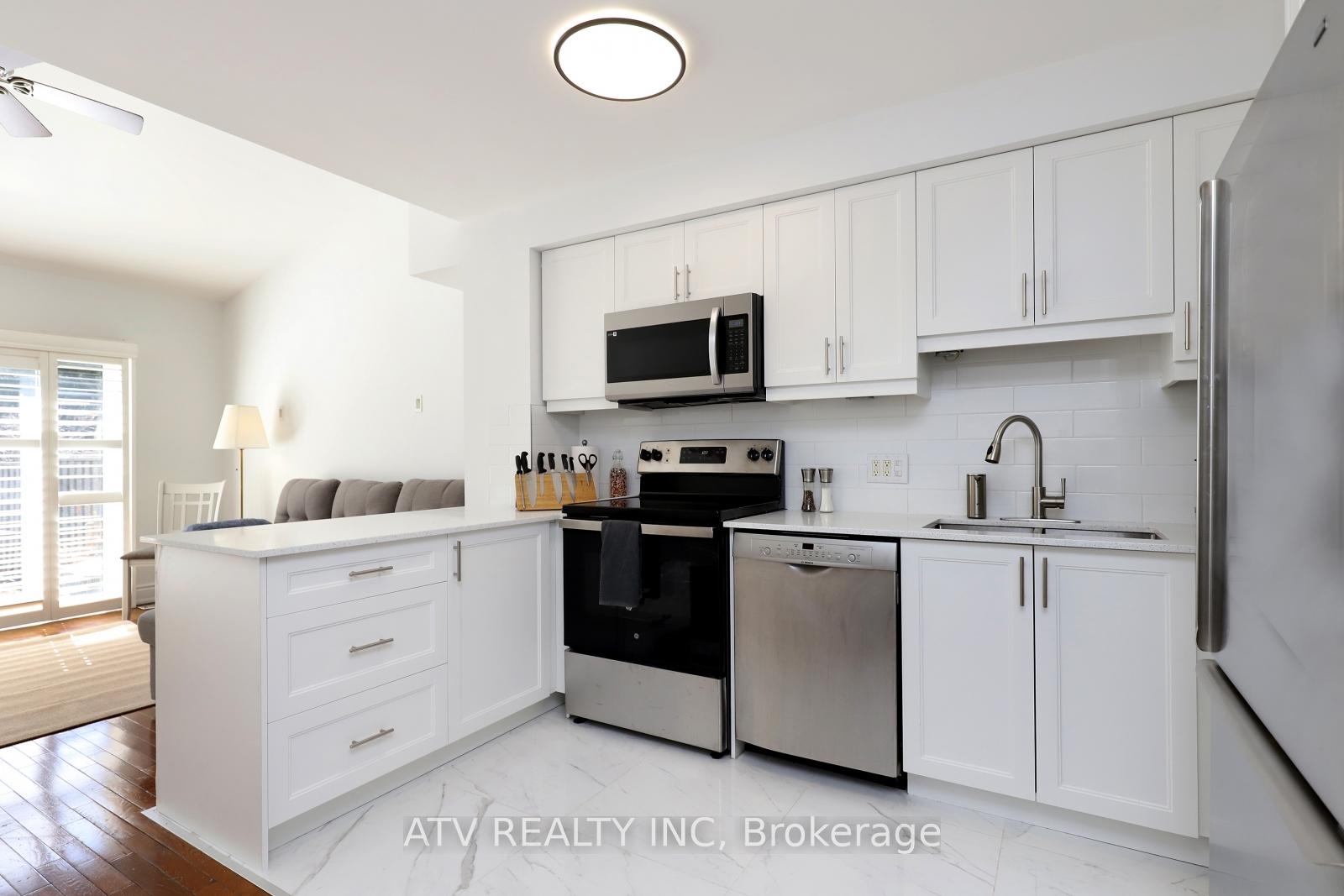 Photo 7 of 2523 Gerrard Street E, Toronto, East End-Danforth — HOMEH