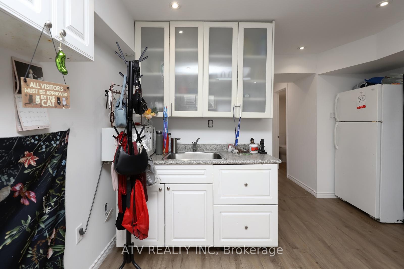Photo 28 of 2523 Gerrard Street E, Toronto, East End-Danforth — HOMEH