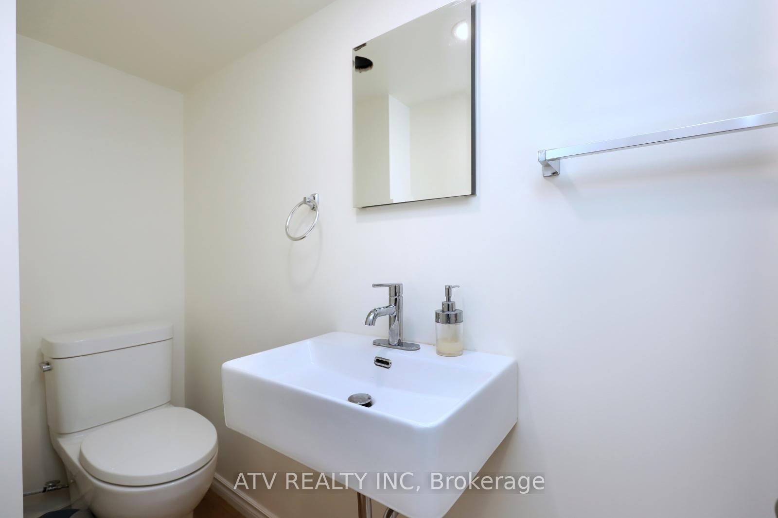 Photo 30 of 2523 Gerrard Street E, Toronto, East End-Danforth — HOMEH