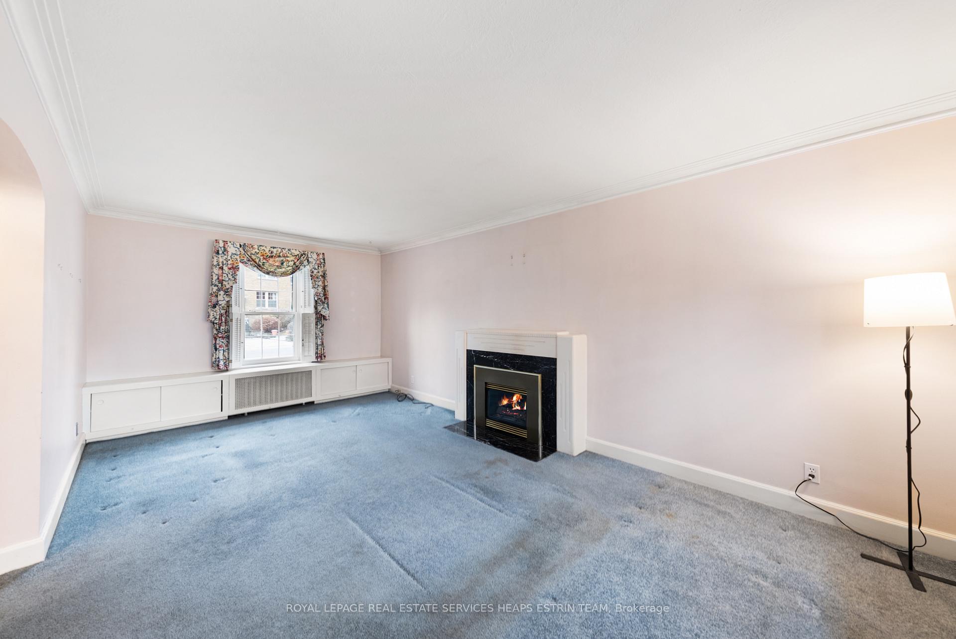 Photo 3 of 51 Hanna Road, Toronto, Leaside — HOMEH