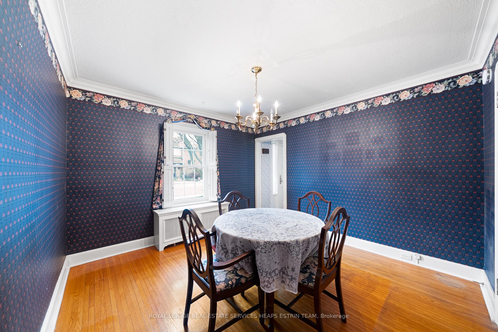 Photo 4 of 51 Hanna Road, Toronto, Leaside — HOMEH