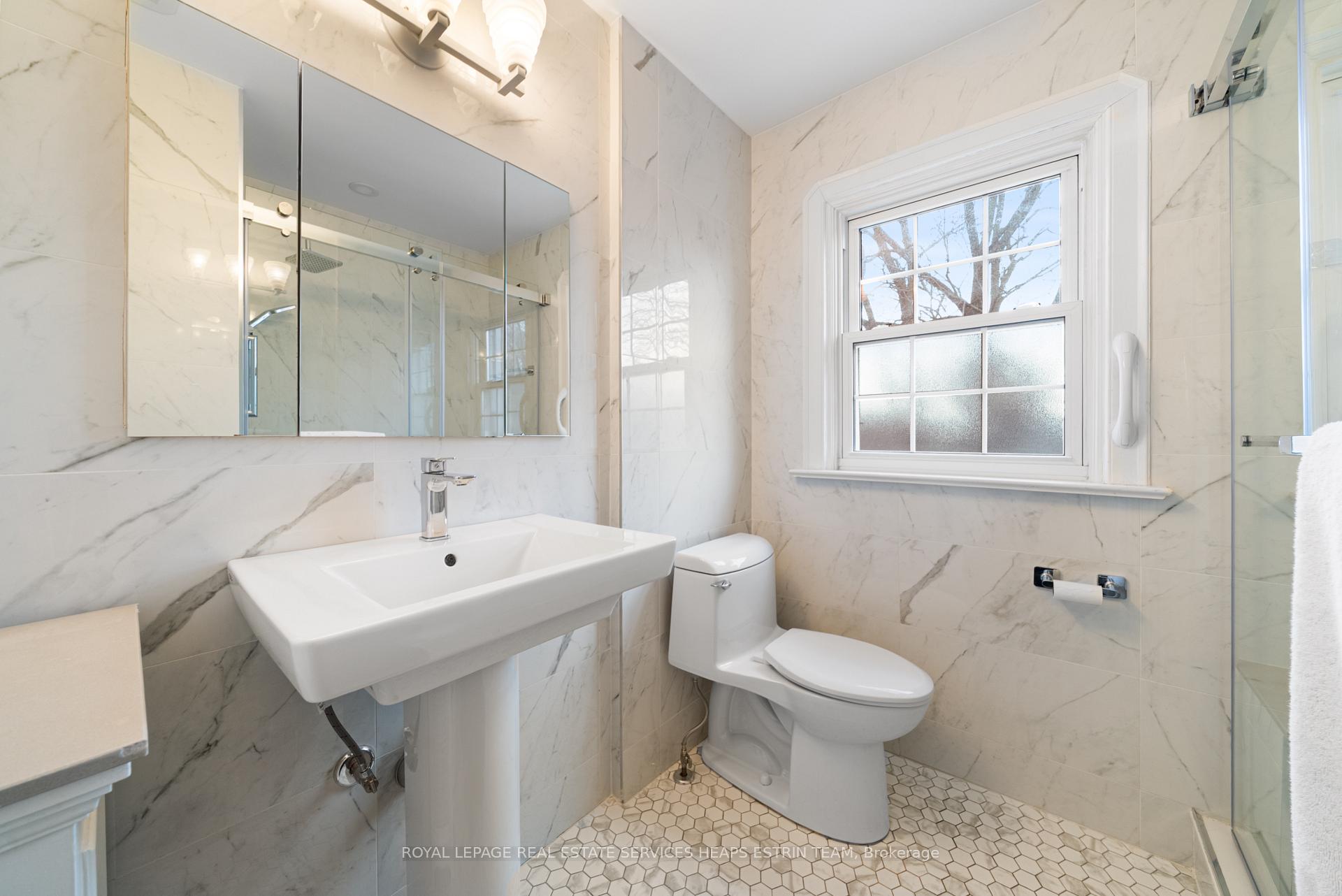 Photo 15 of 51 Hanna Road, Toronto, Leaside — HOMEH