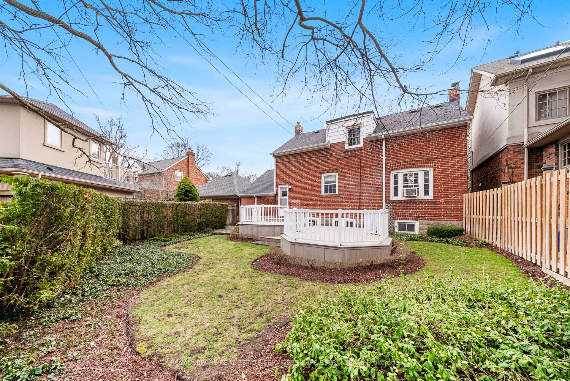 Photo 18 of 51 Hanna Road, Toronto, Leaside — HOMEH