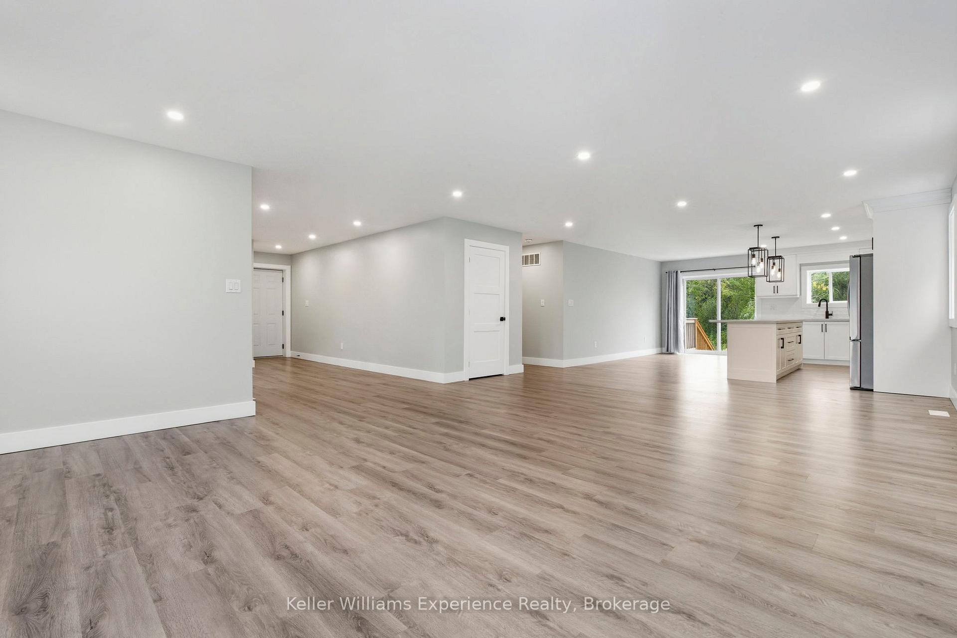 Photo 19 of 2425 Old Fort Road, Tay, Rural Tay — HOMEH