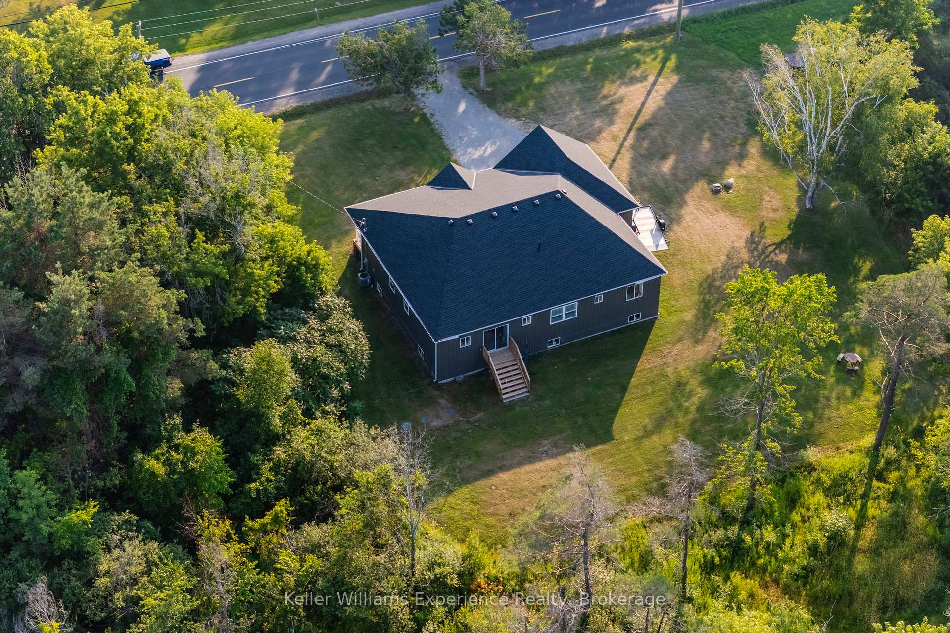 Photo 42 of 2425 Old Fort Road, Tay, Rural Tay — HOMEH