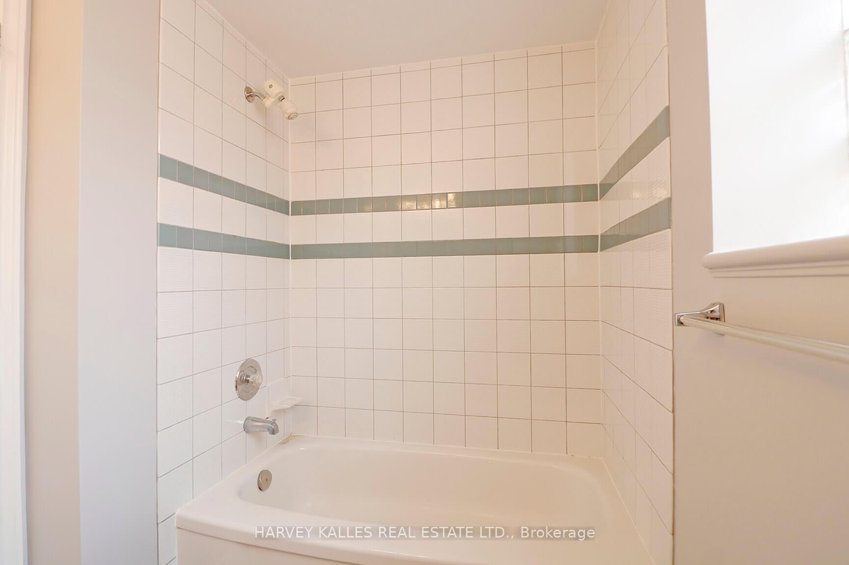 Photo 18 of Unit B, 1422 Bayview Avenue, Toronto, Mount Pleasant East — HOMEH