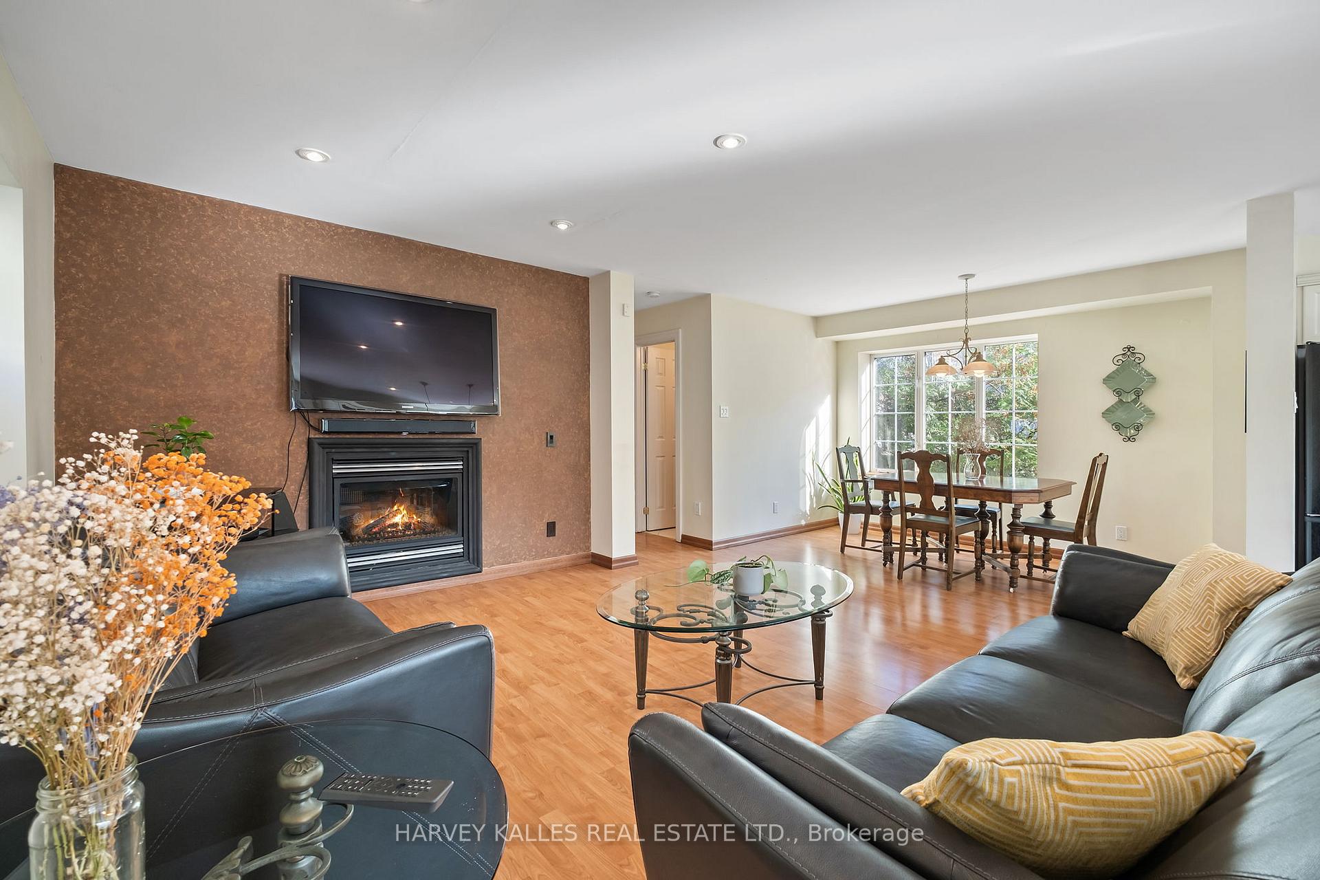 Photo 17 of 171 Parkhurst Boulevard, Toronto, Leaside — HOMEH