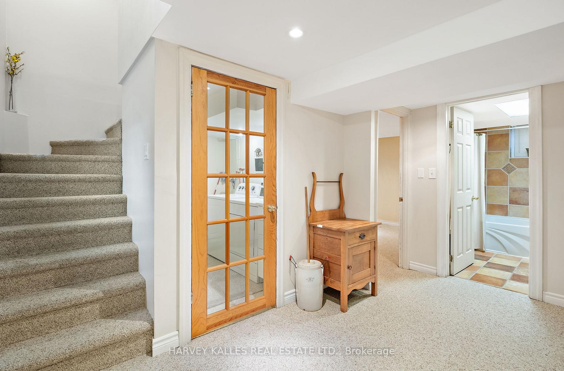 Photo 23 of 171 Parkhurst Boulevard, Toronto, Leaside — HOMEH