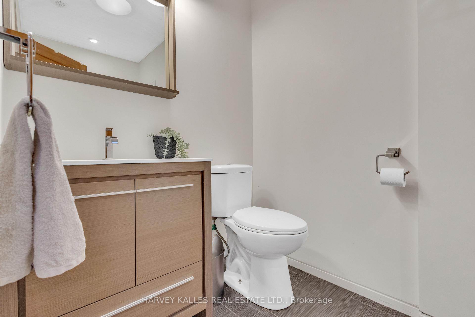 Photo 30 of 163 Belsize Drive, Toronto, Mount Pleasant West — HOMEH