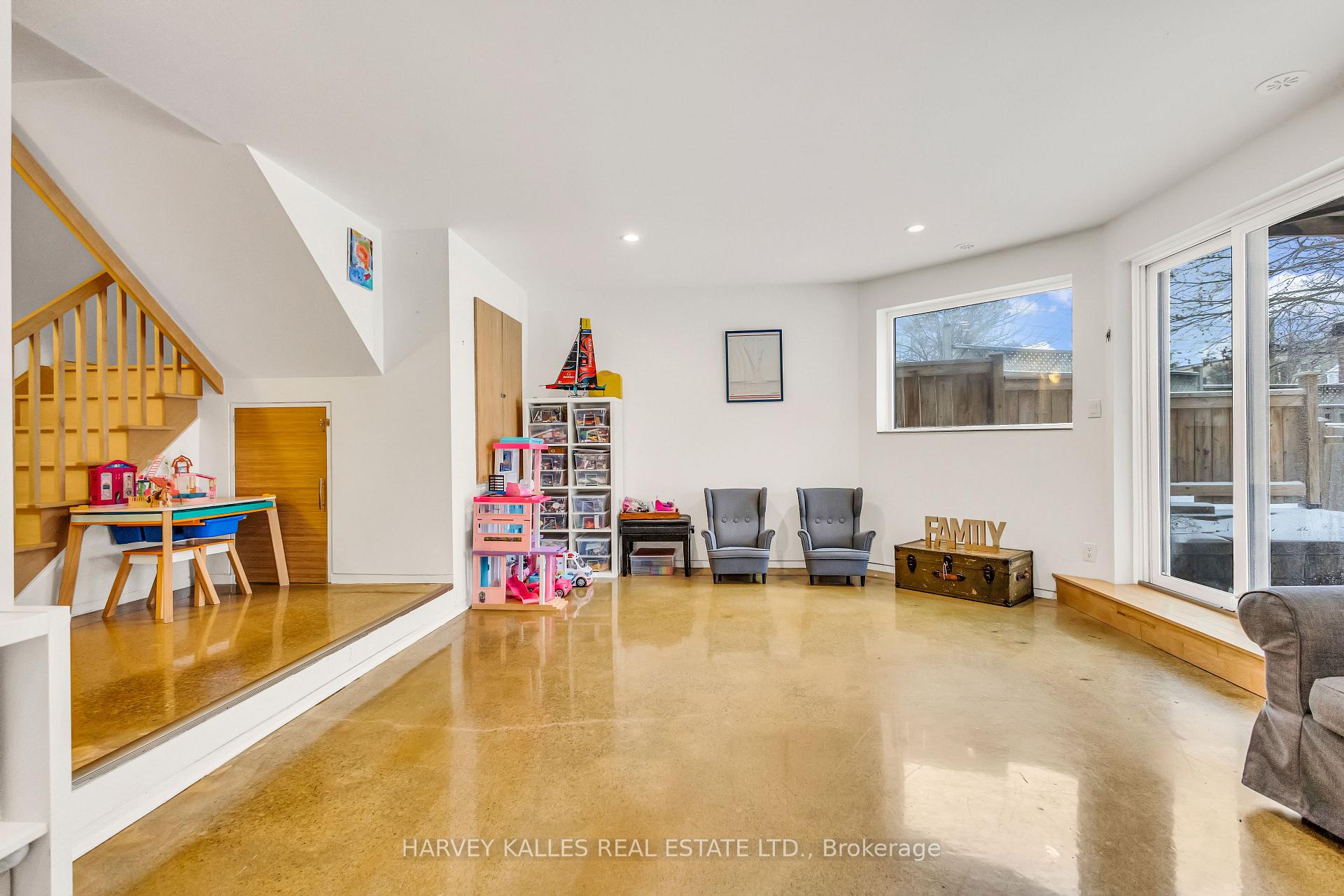 Photo 37 of 163 Belsize Drive, Toronto, Mount Pleasant West — HOMEH