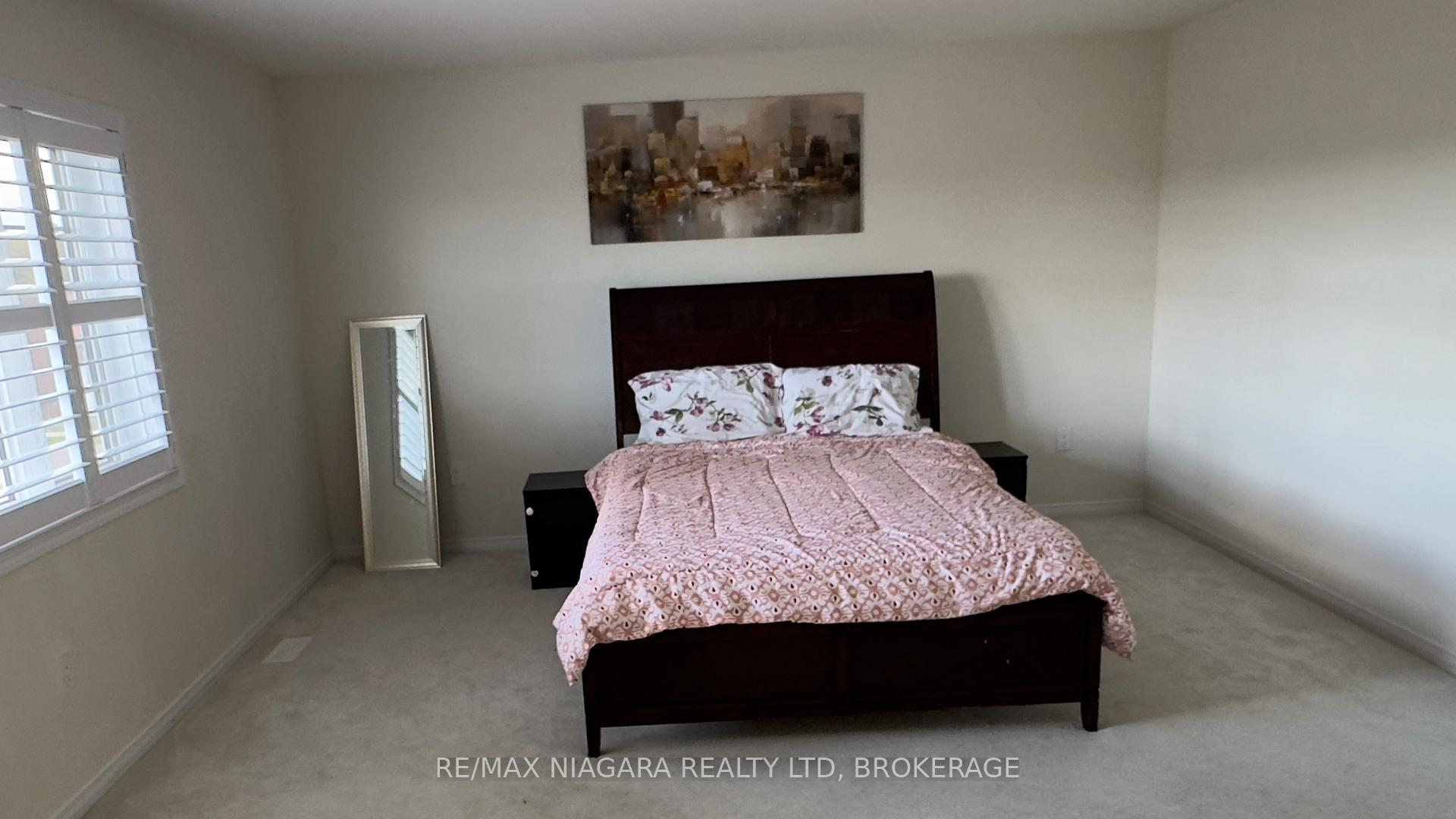 Photo 11 of 20 Legacy Lane, Thorold, Hurricane/Merrittville — HOMEH