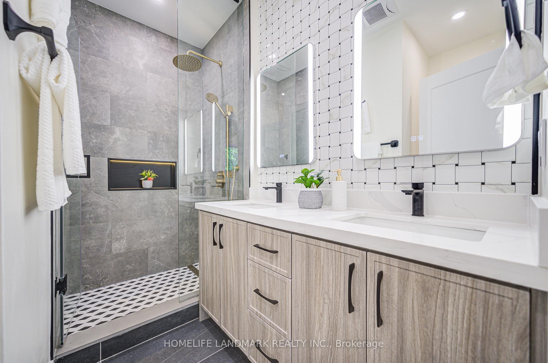 Photo 33 of 219 Logan Avenue, Toronto, South Riverdale — HOMEH