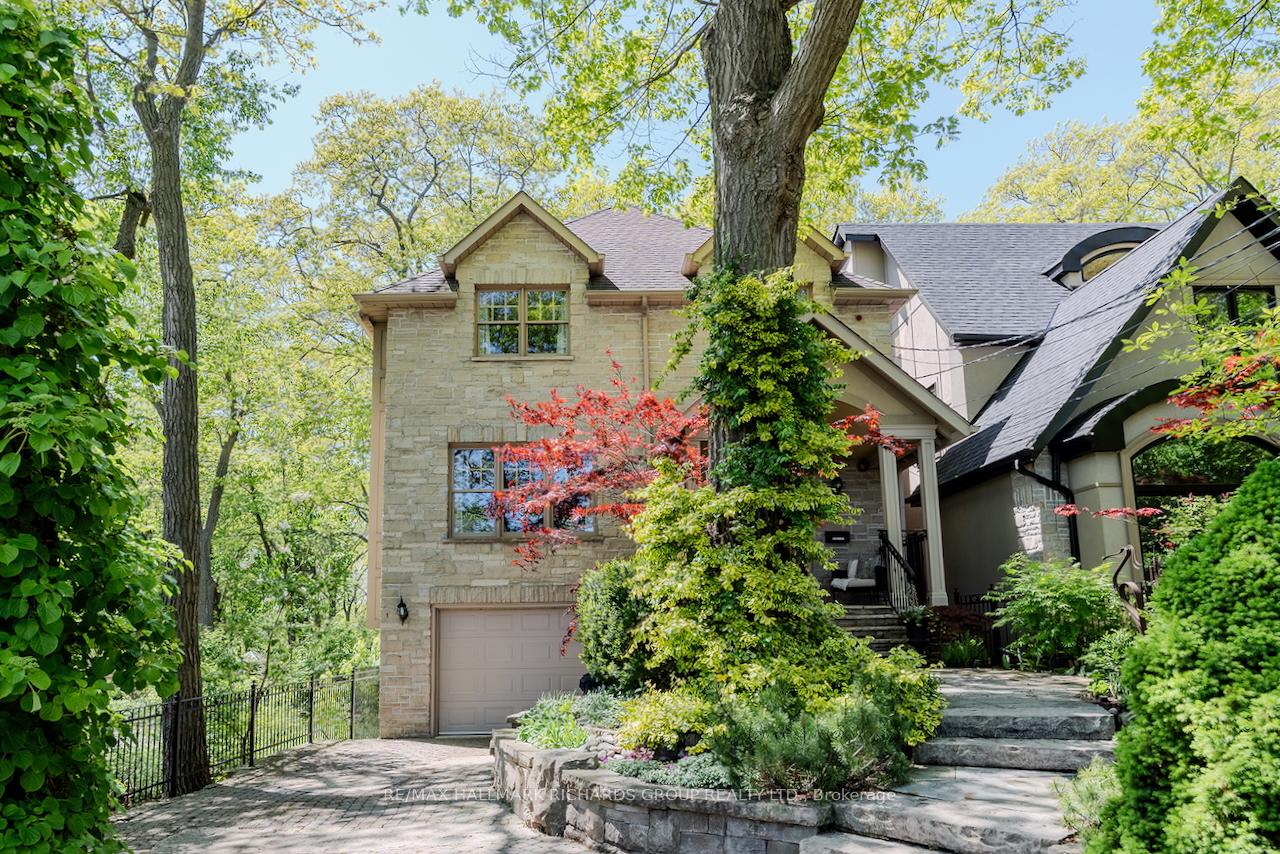 Photo 2 of 148 Balsam Avenue, Toronto, The Beaches — HOMEH