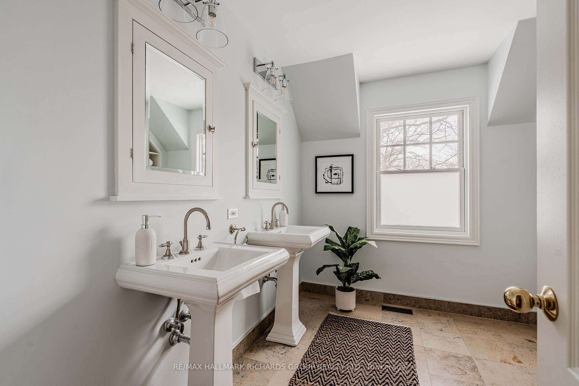 Photo 15 of 148 Balsam Avenue, Toronto, The Beaches — HOMEH