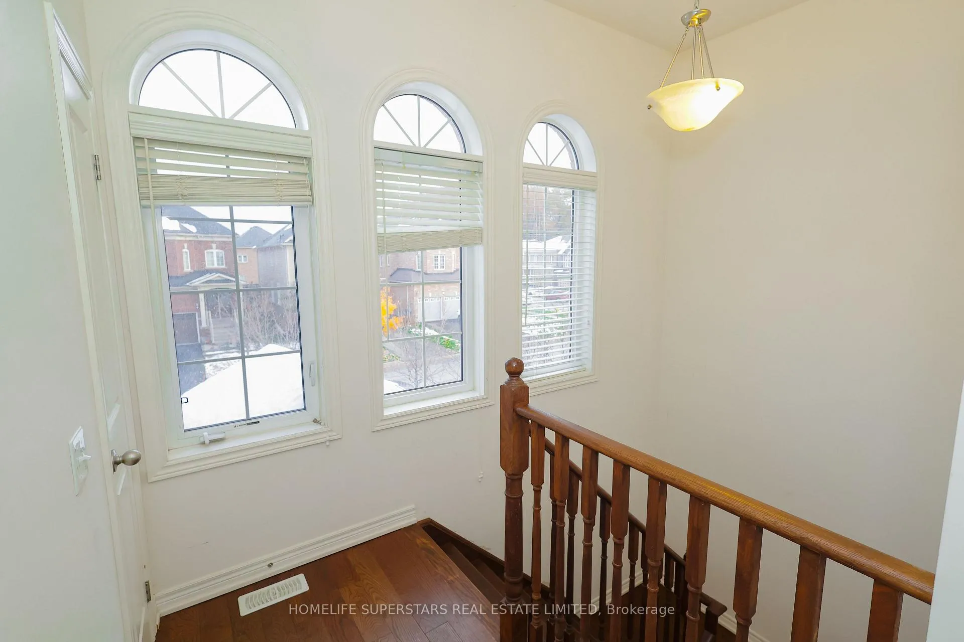 Photo 16 of 7 White Ash Road, Thorold, Confederation Heights — HOMEH