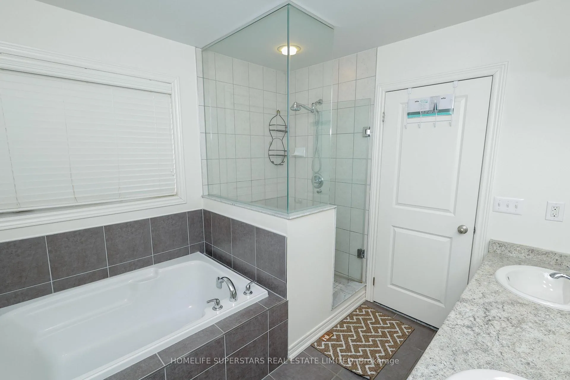 Photo 26 of 7 White Ash Road, Thorold, Confederation Heights — HOMEH