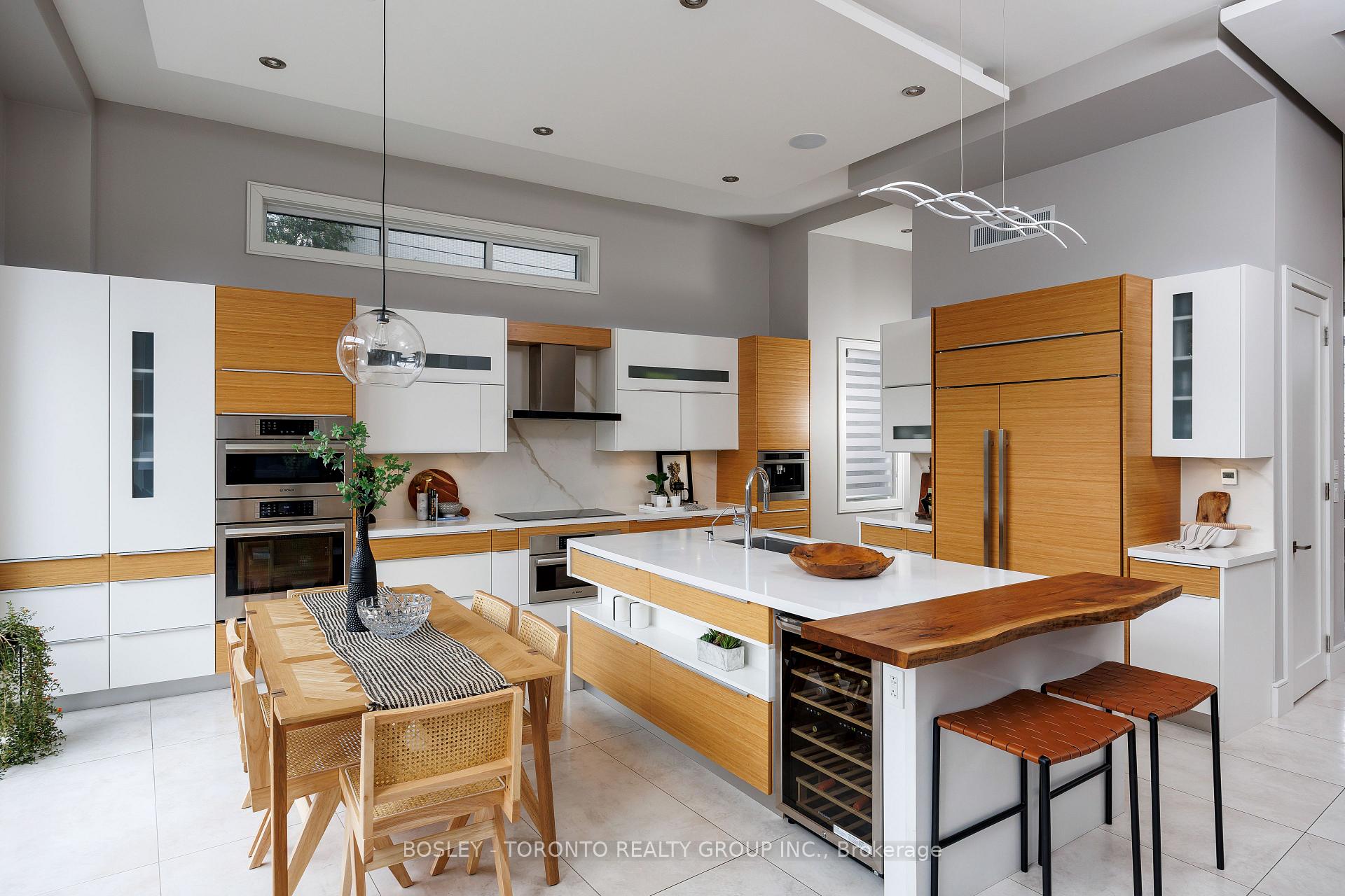 Photo 14 of 242 Sutherland Drive, Toronto, Leaside — HOMEH