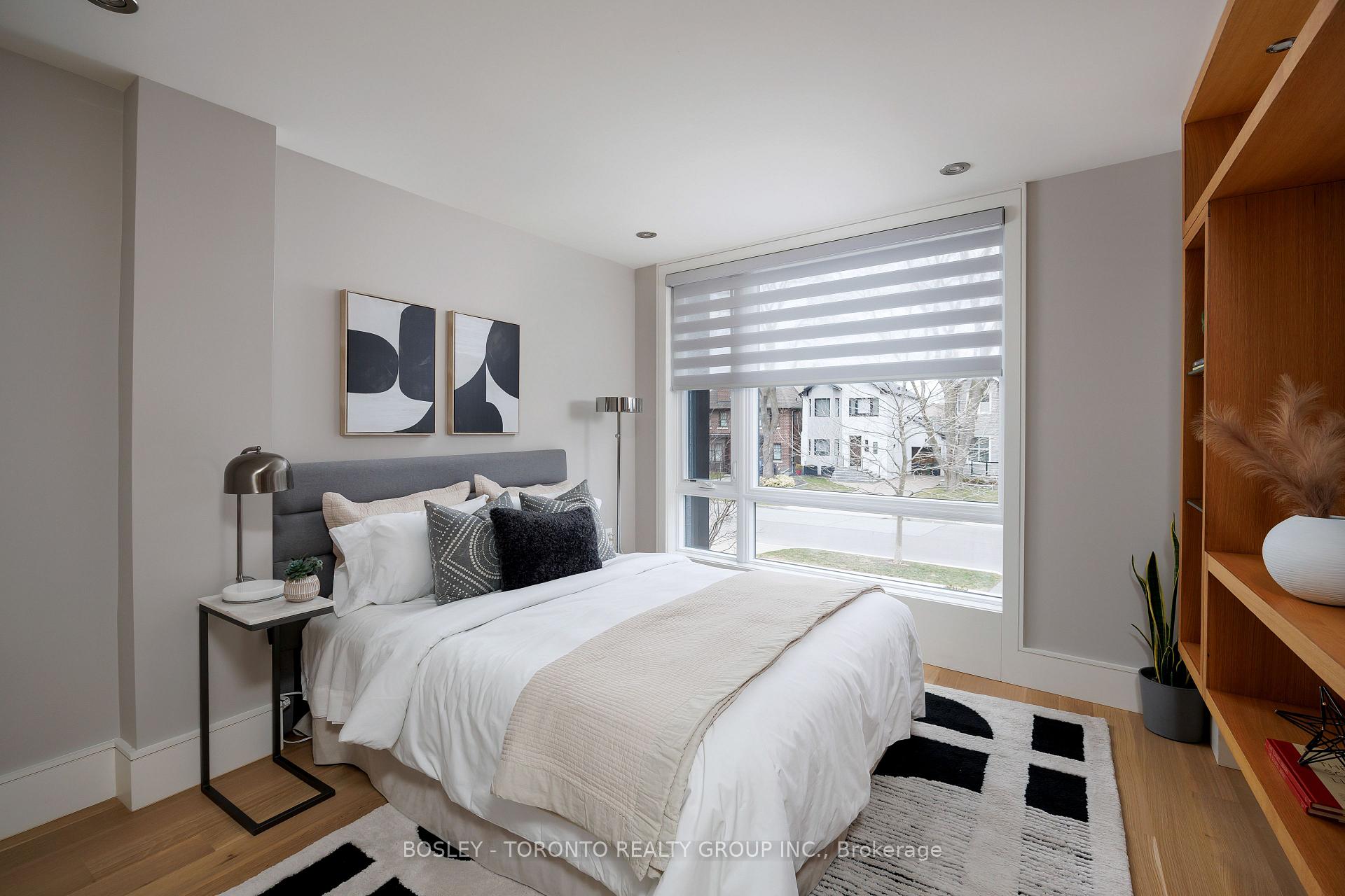 Photo 30 of 242 Sutherland Drive, Toronto, Leaside — HOMEH