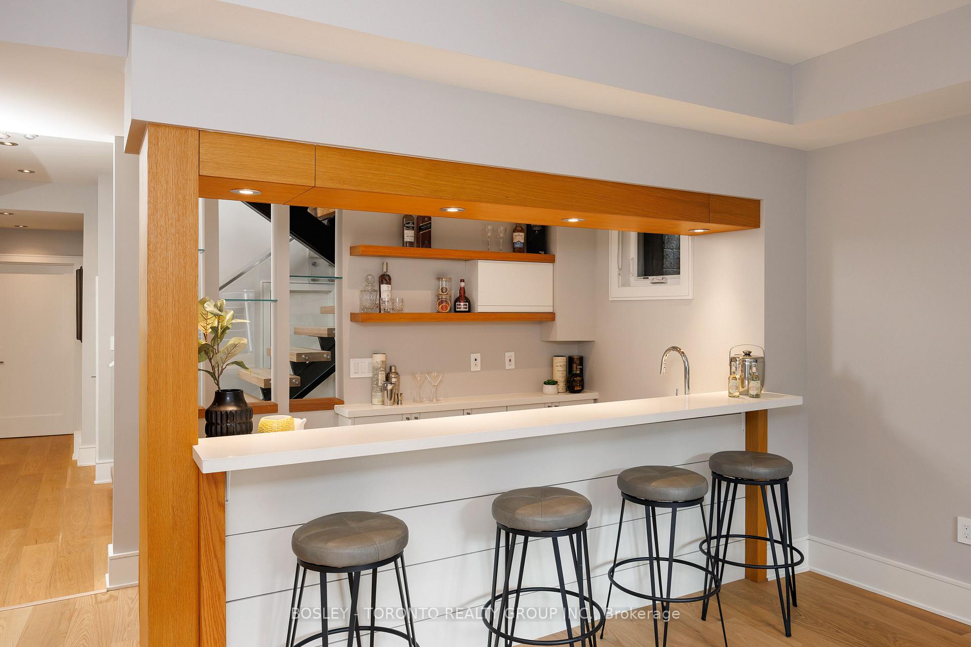 Photo 44 of 242 Sutherland Drive, Toronto, Leaside — HOMEH