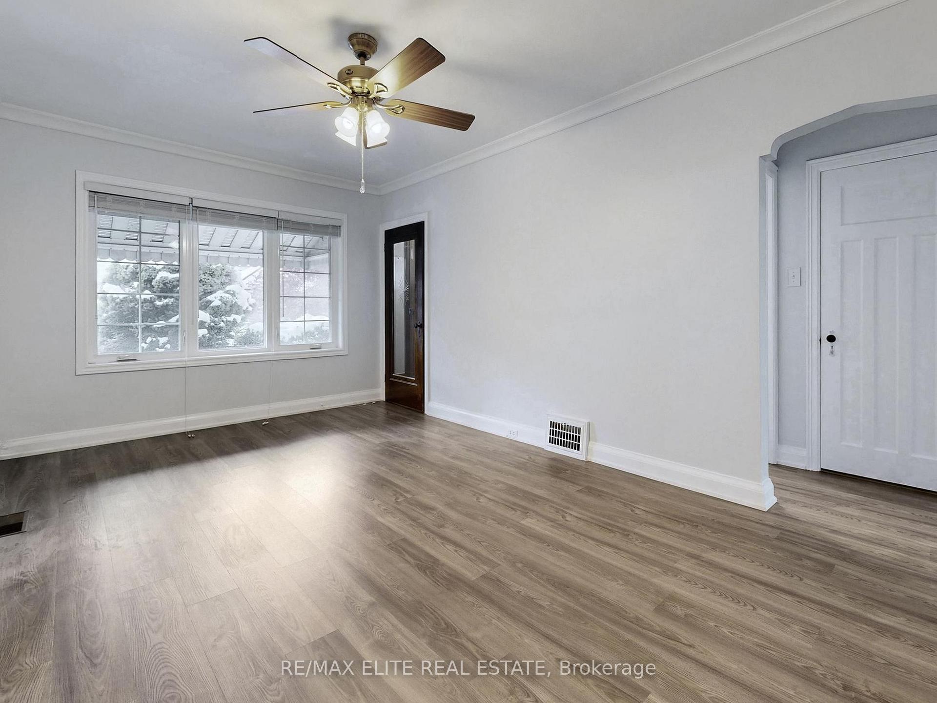Photo 6 of 63 St Hubert Avenue, Toronto, East York — HOMEH
