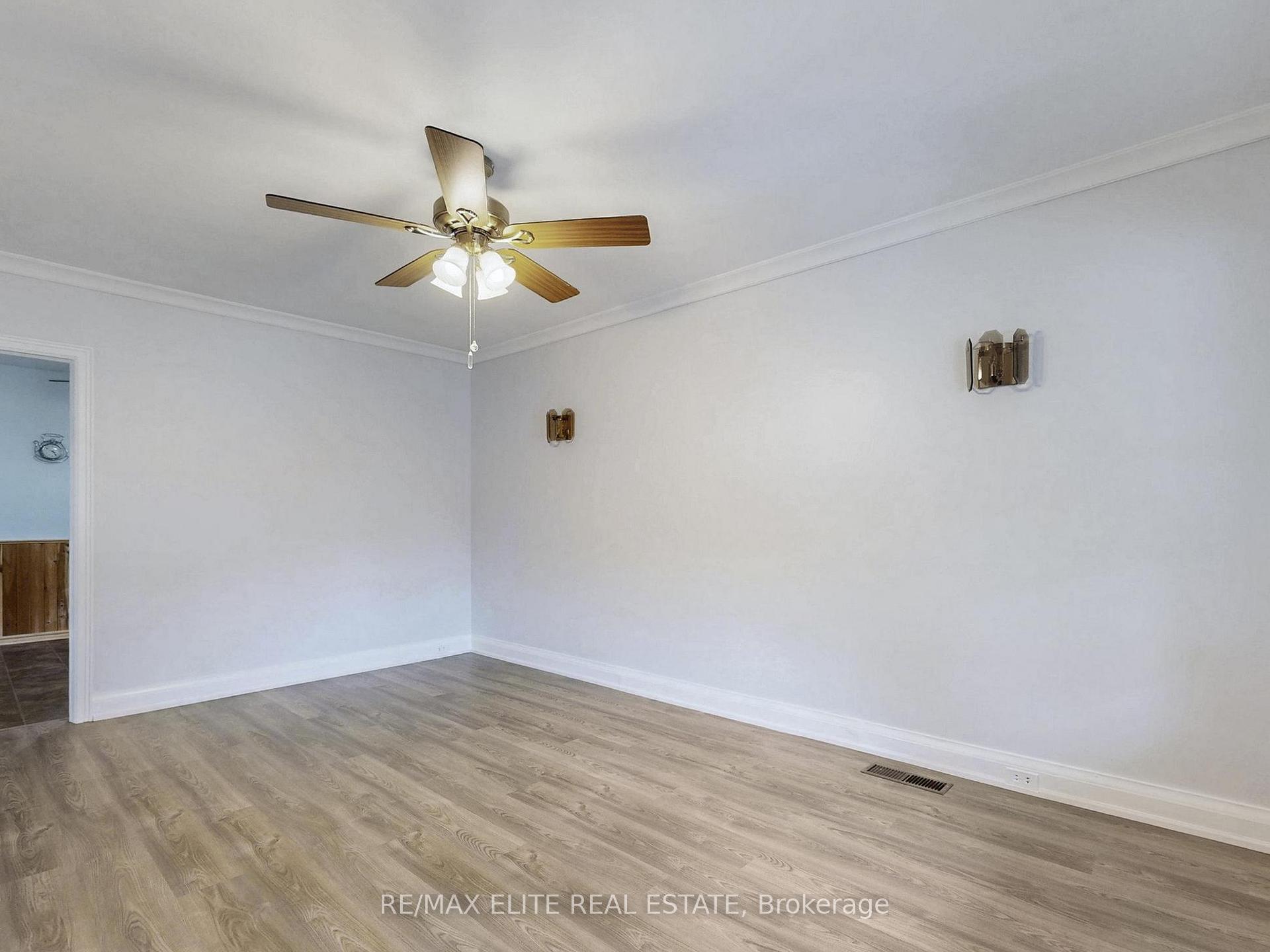 Photo 8 of 63 St Hubert Avenue, Toronto, East York — HOMEH