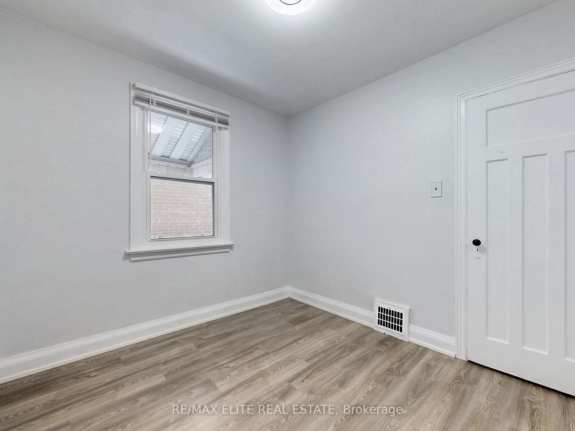 Photo 15 of 63 St Hubert Avenue, Toronto, East York — HOMEH