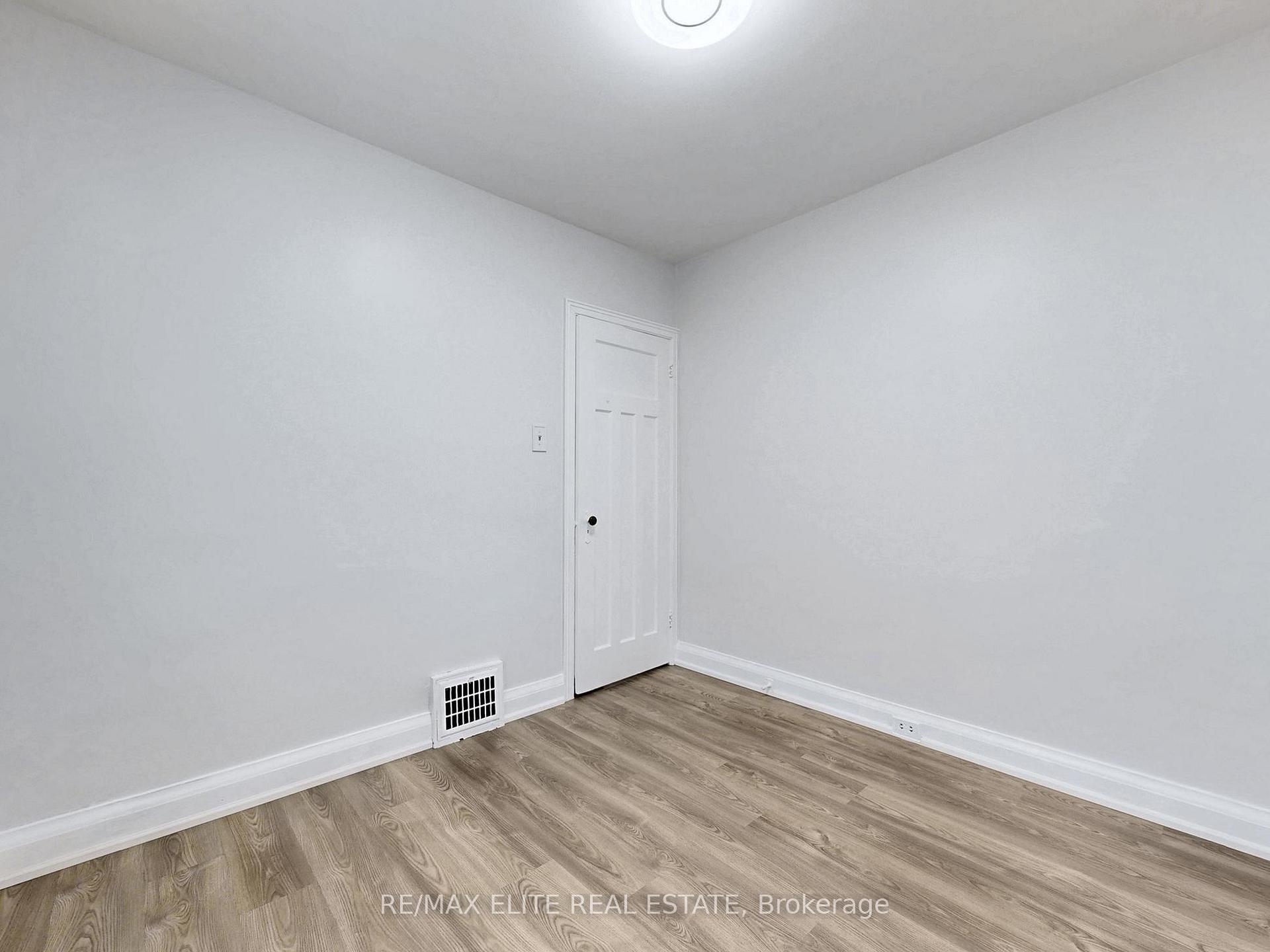 Photo 16 of 63 St Hubert Avenue, Toronto, East York — HOMEH