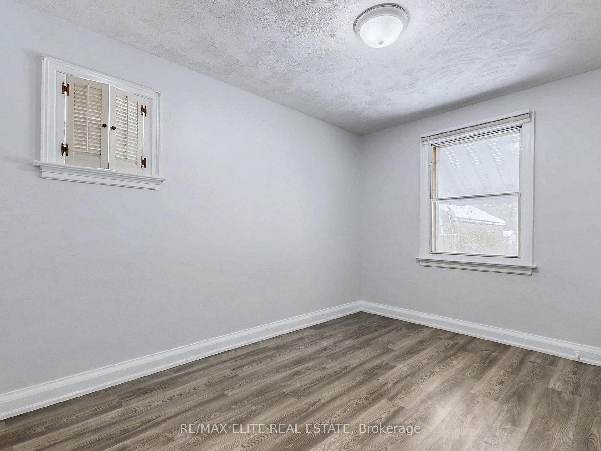 Photo 17 of 63 St Hubert Avenue, Toronto, East York — HOMEH