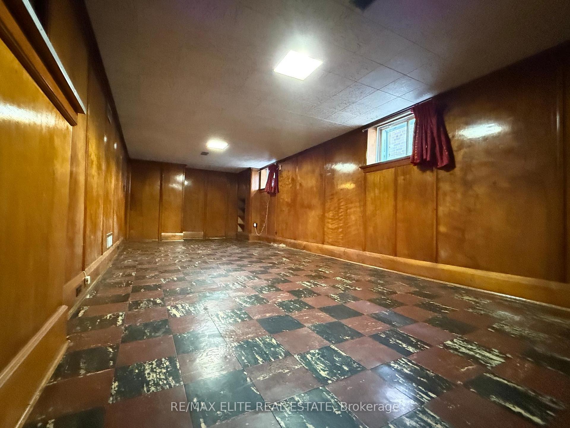 Photo 23 of 63 St Hubert Avenue, Toronto, East York — HOMEH