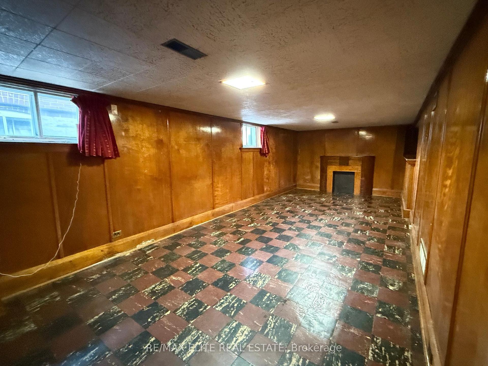 Photo 25 of 63 St Hubert Avenue, Toronto, East York — HOMEH