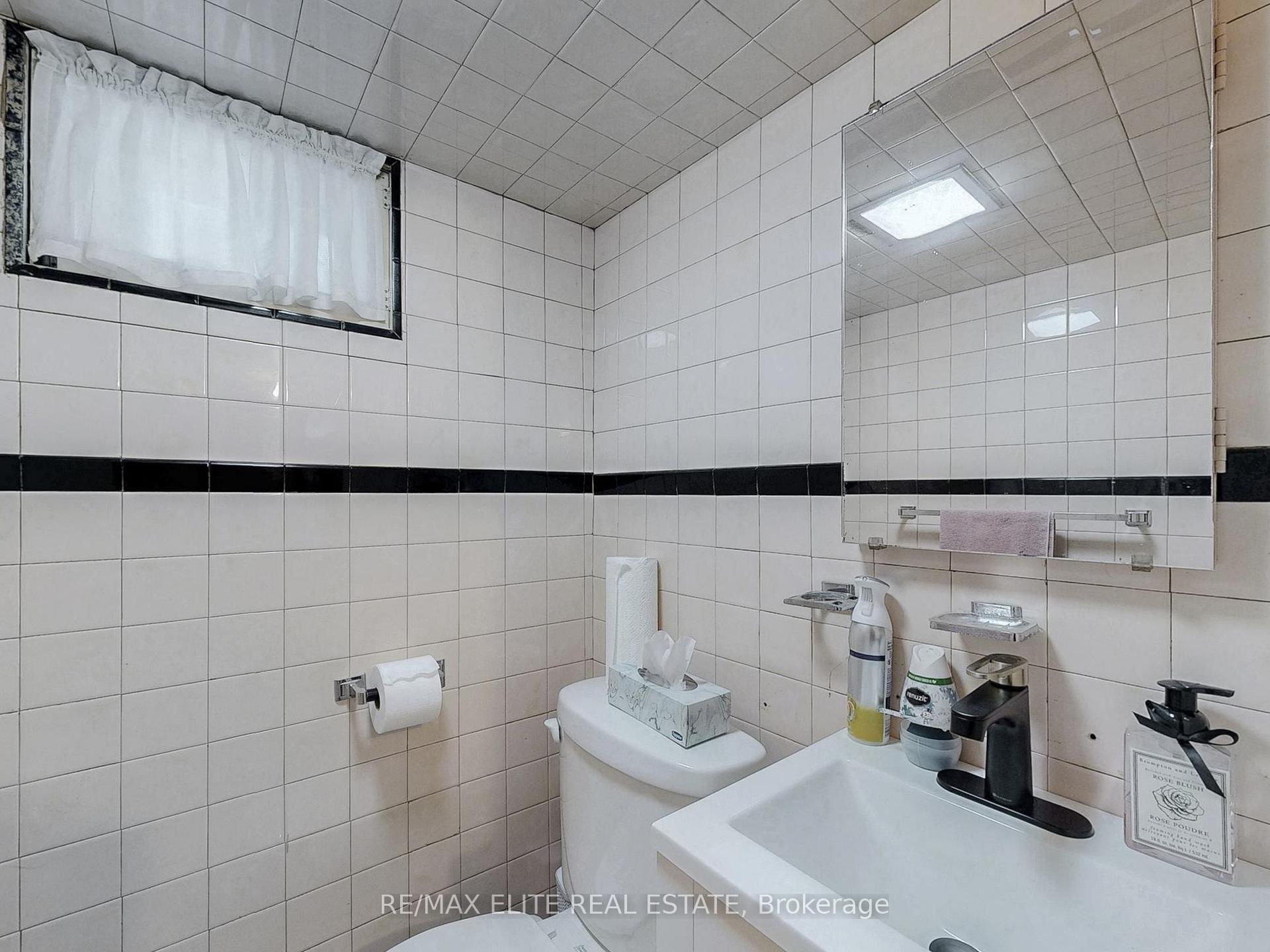 Photo 28 of 63 St Hubert Avenue, Toronto, East York — HOMEH