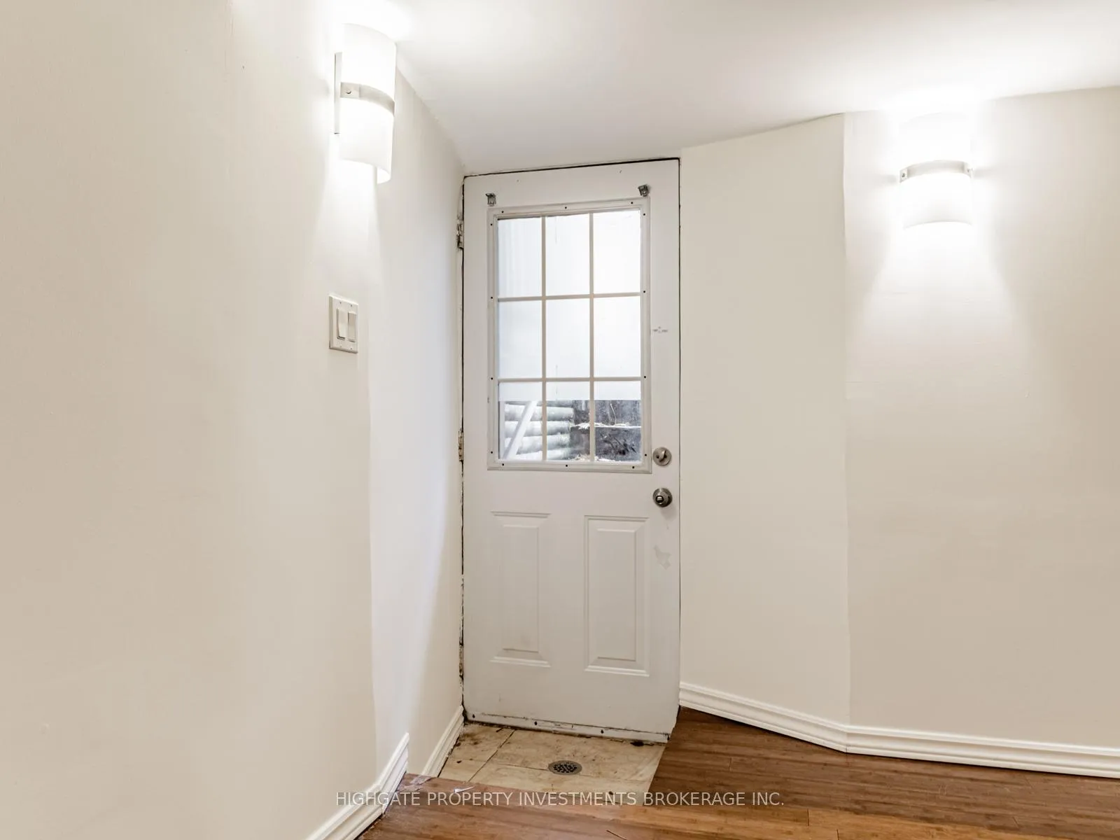Photo 3 of Unit Bsmt, 104 Bertmount Avenue, Toronto, South Riverdale — HOMEH
