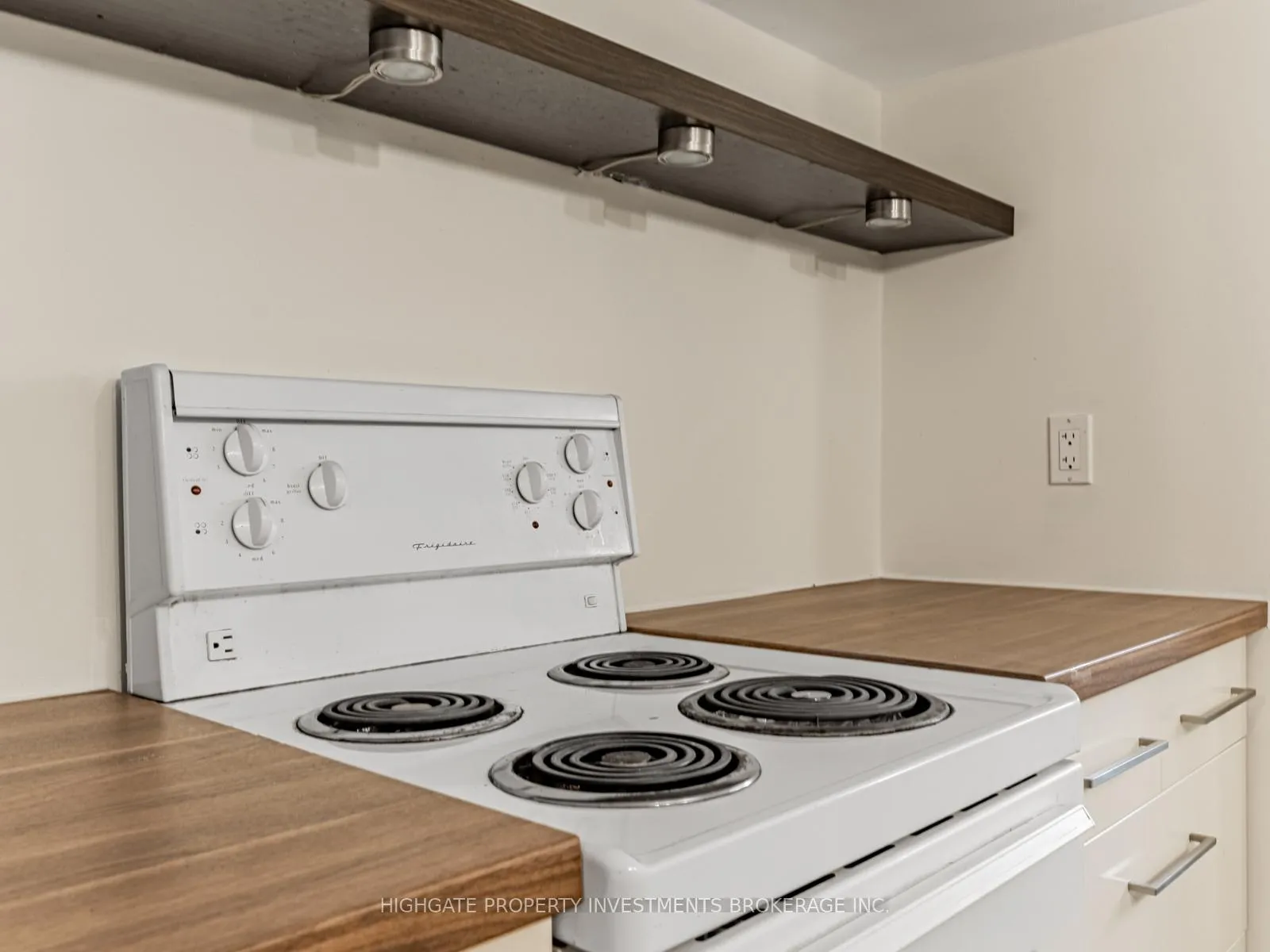 Photo 22 of Unit Bsmt, 104 Bertmount Avenue, Toronto, South Riverdale — HOMEH